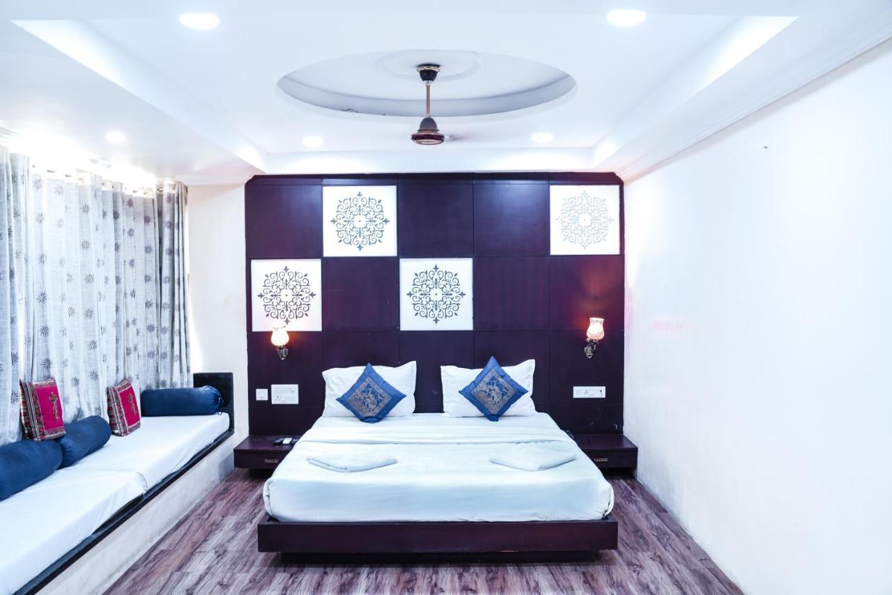 Hide-In Udaipur - A Lake View Boutique Hotel Exterior photo
